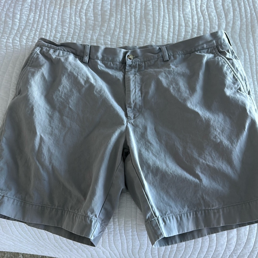 Polo Ralph Lauren men’s shorts. Size 42. Excellent condition.